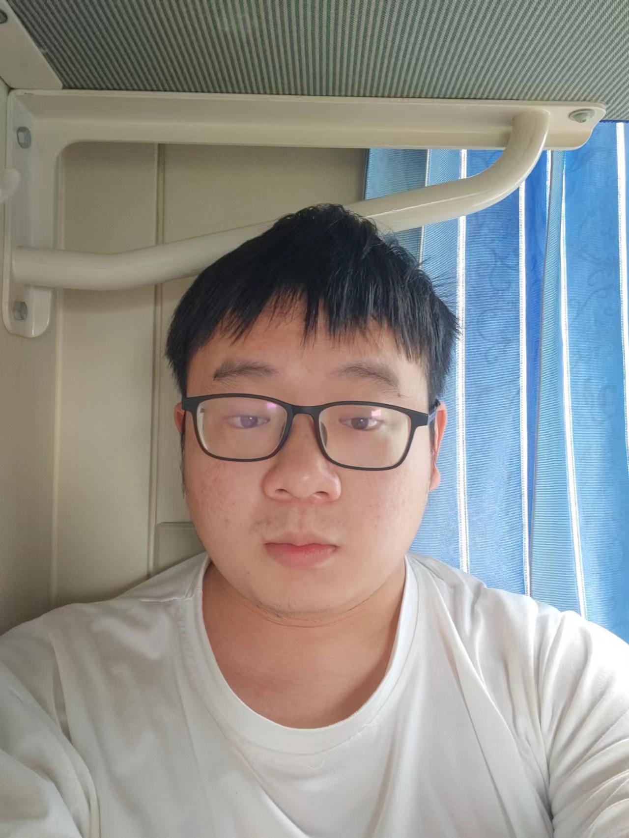 六月