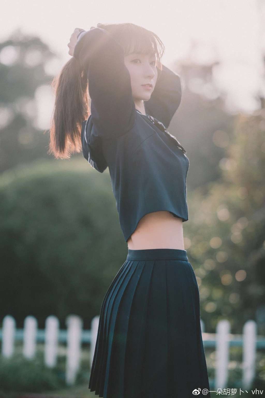 6a33a6987be0e.jpg