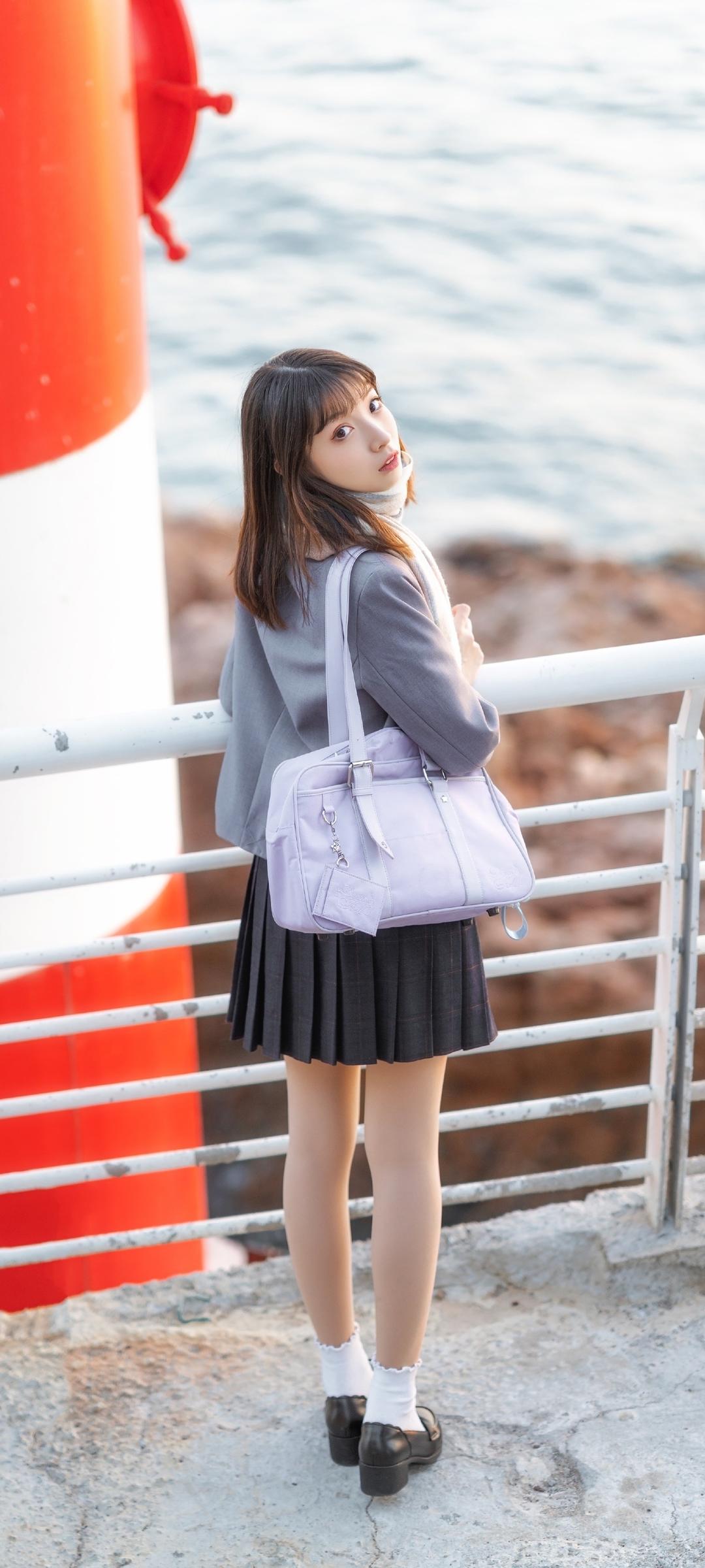 6a619c8218124.jpg