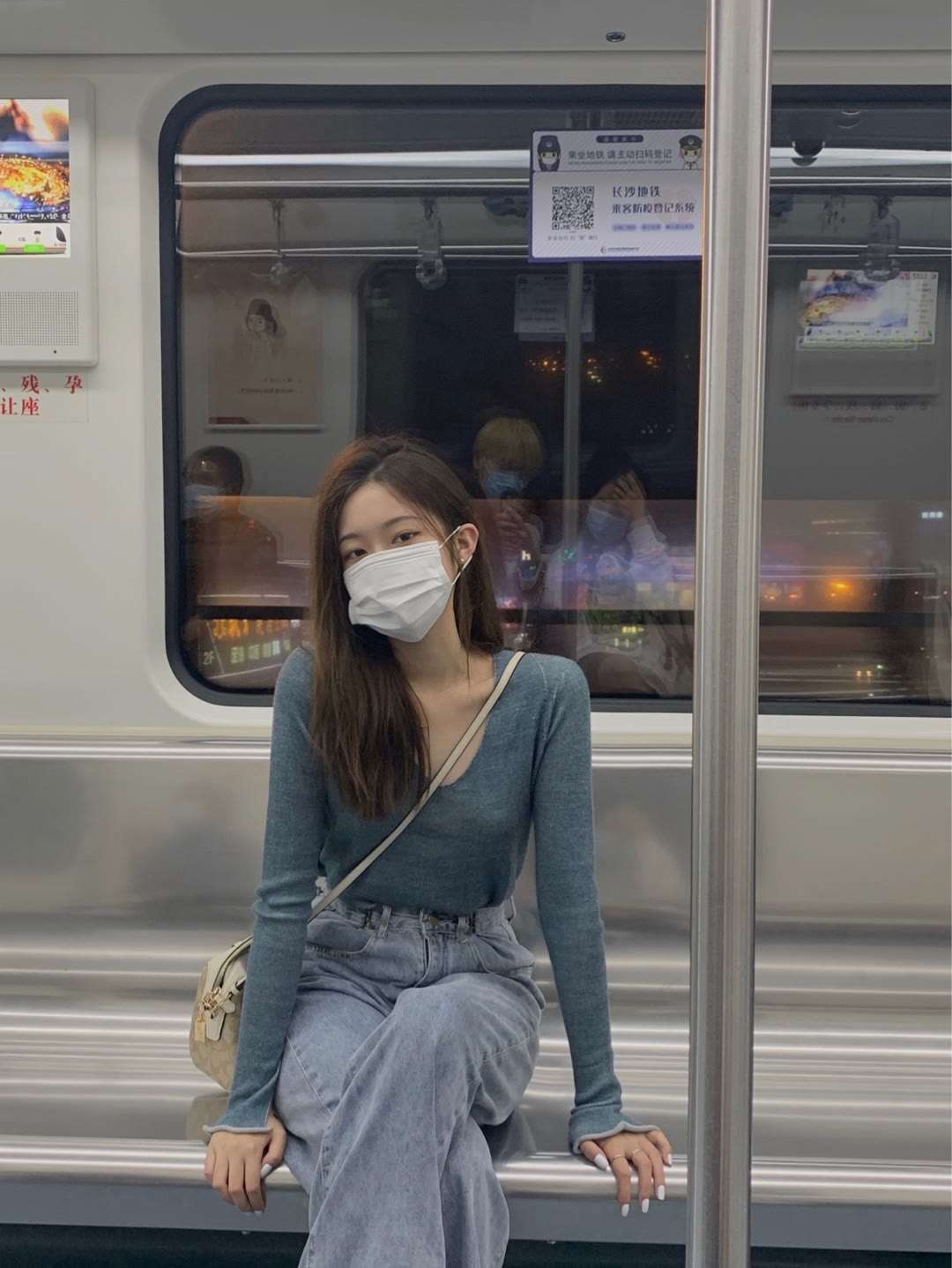 6a619ee16b3b3.jpg