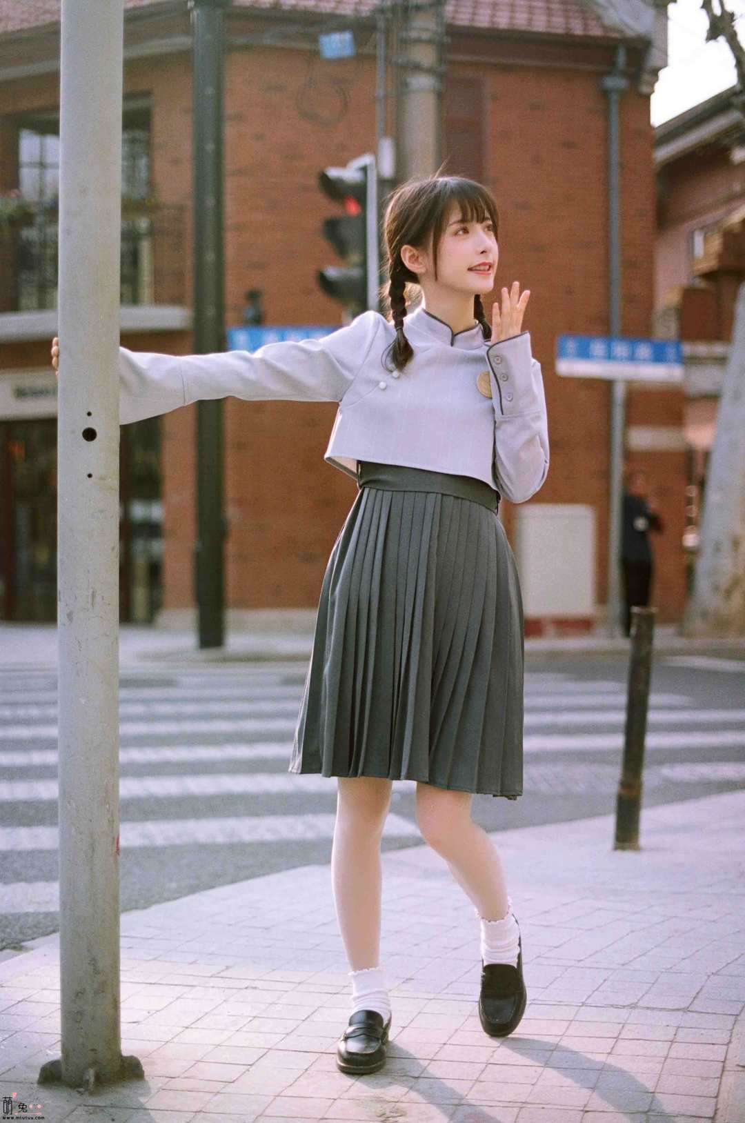 6a619f9a366c8.jpg