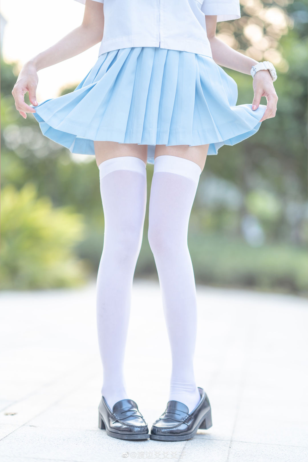6a61c3c338a52.jpg