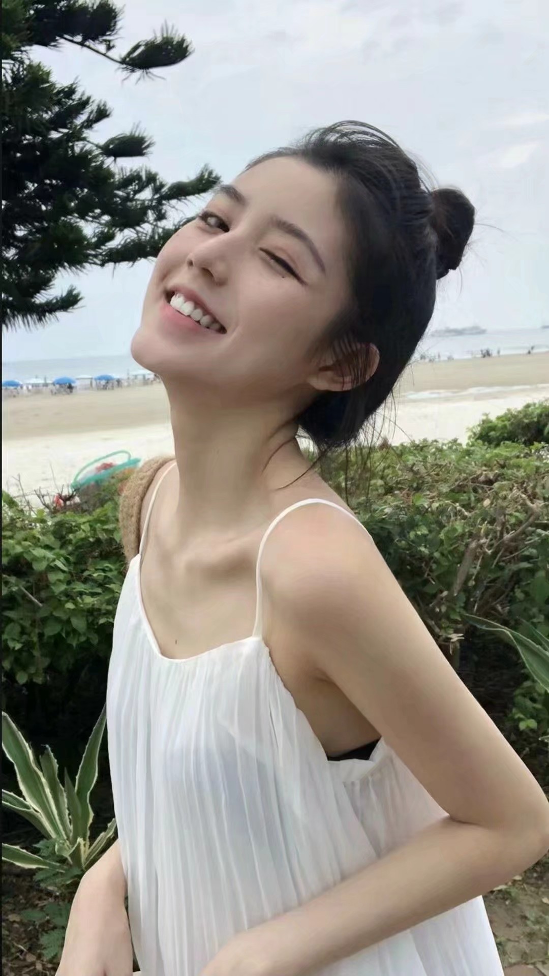 6a61c63fe679b.jpg