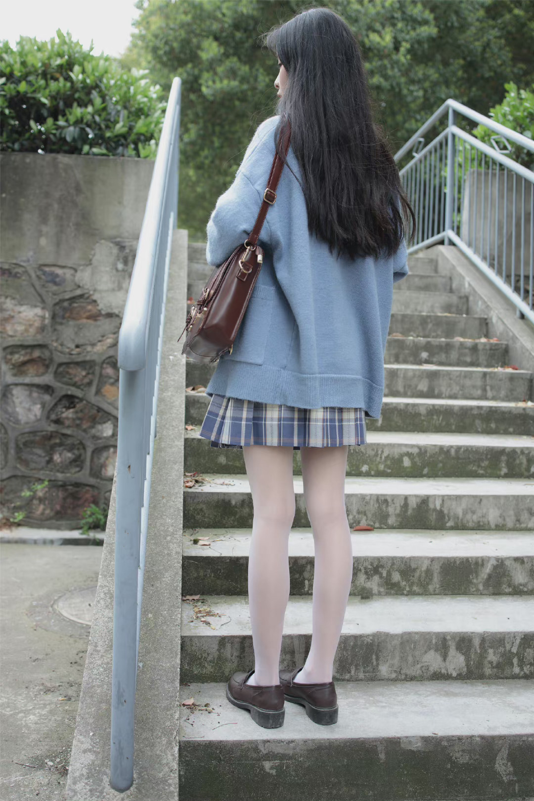 6a61cc52f17ea.jpg