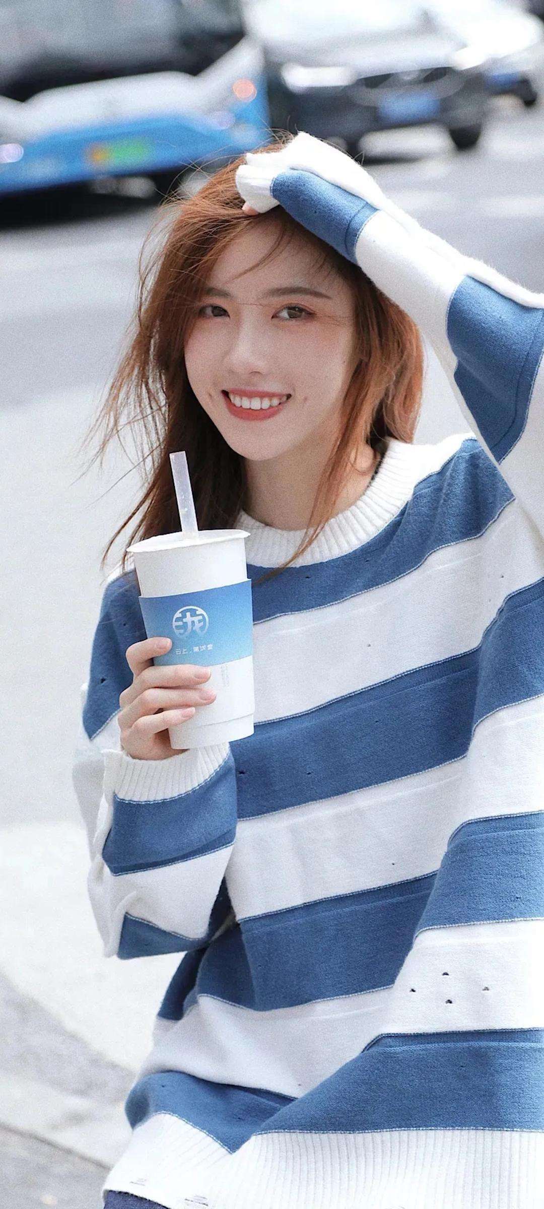 6a61cc98d3548.jpg
