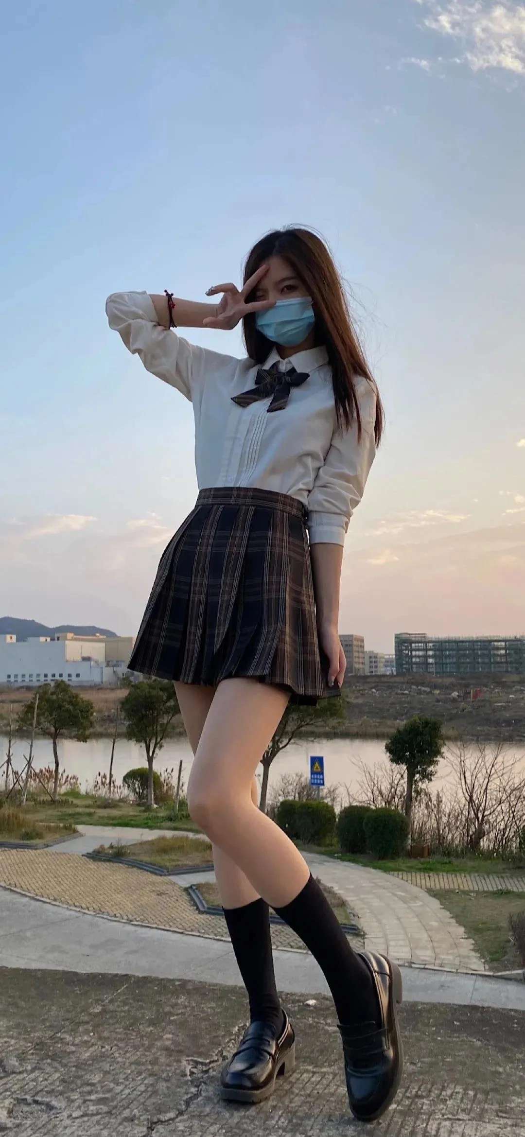 6a61d8821636e.jpg