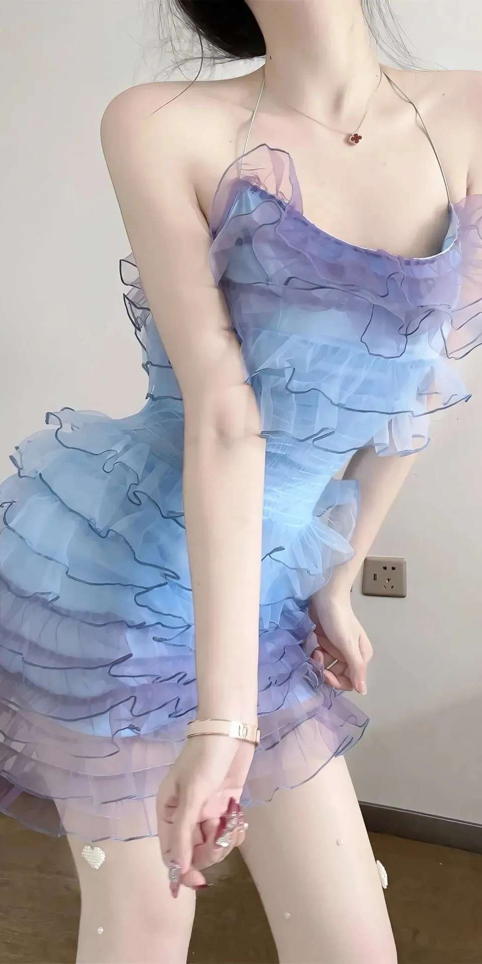 6a61e3d154c22.jpg