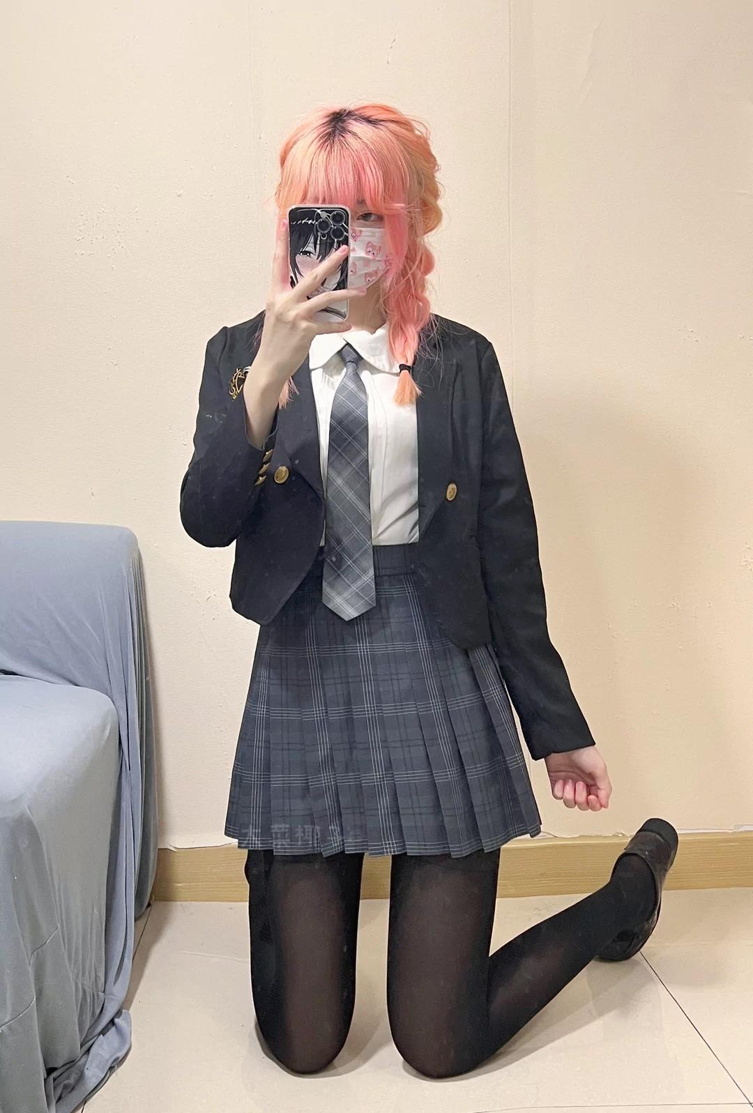6a62ea52c1b32.jpg