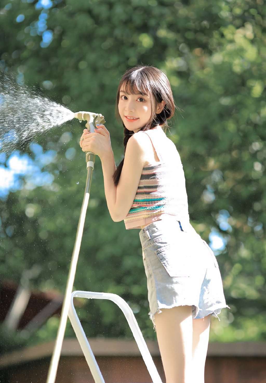6a62eeac10600.jpg