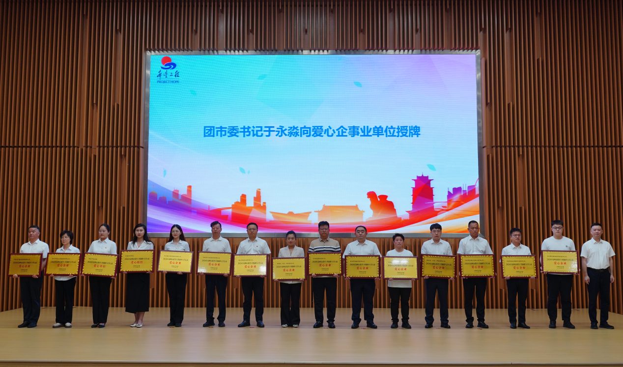6a90e4119effc.jpg